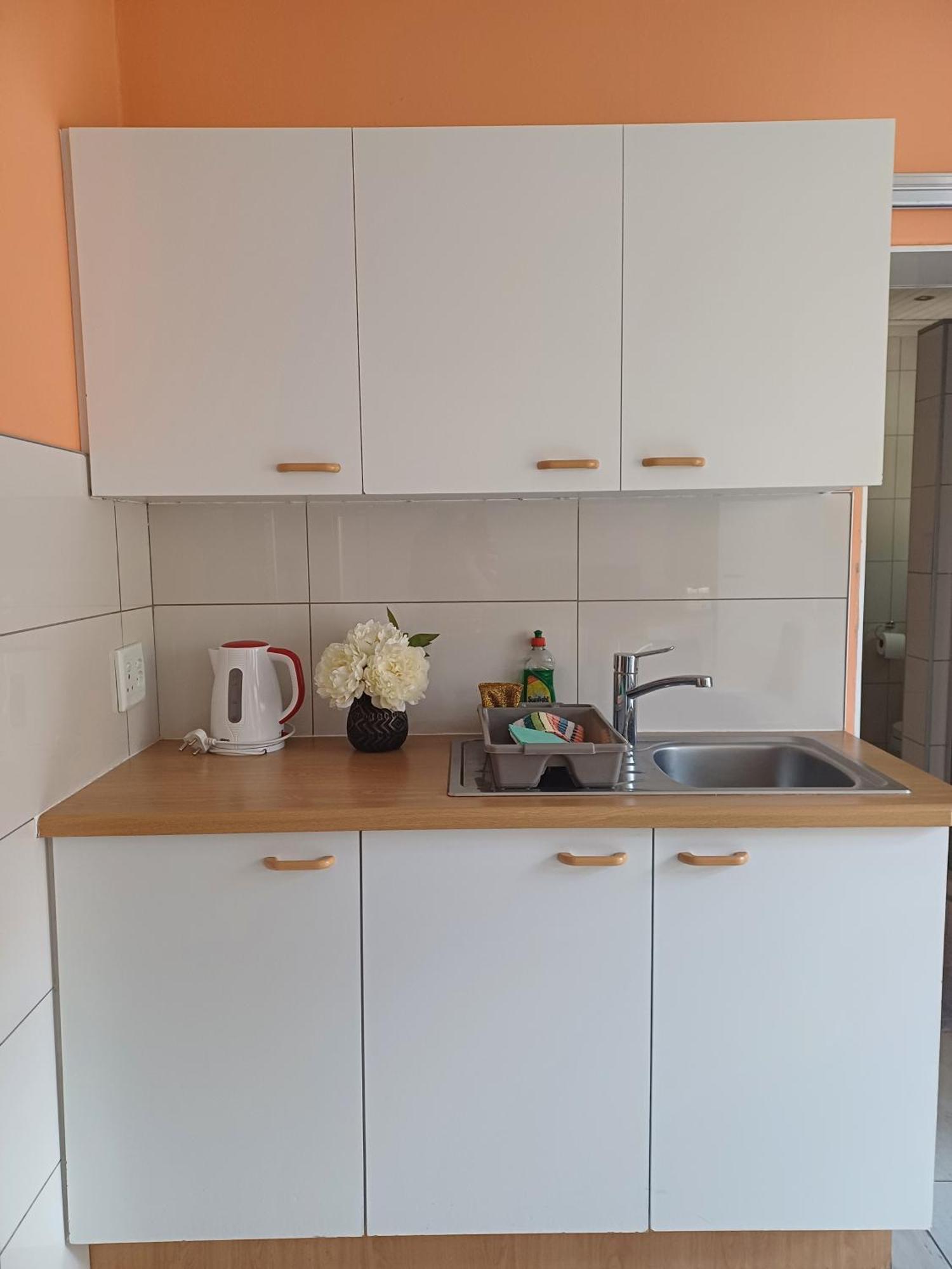 Capbon Guesthouse Windhoek Kültér fotó