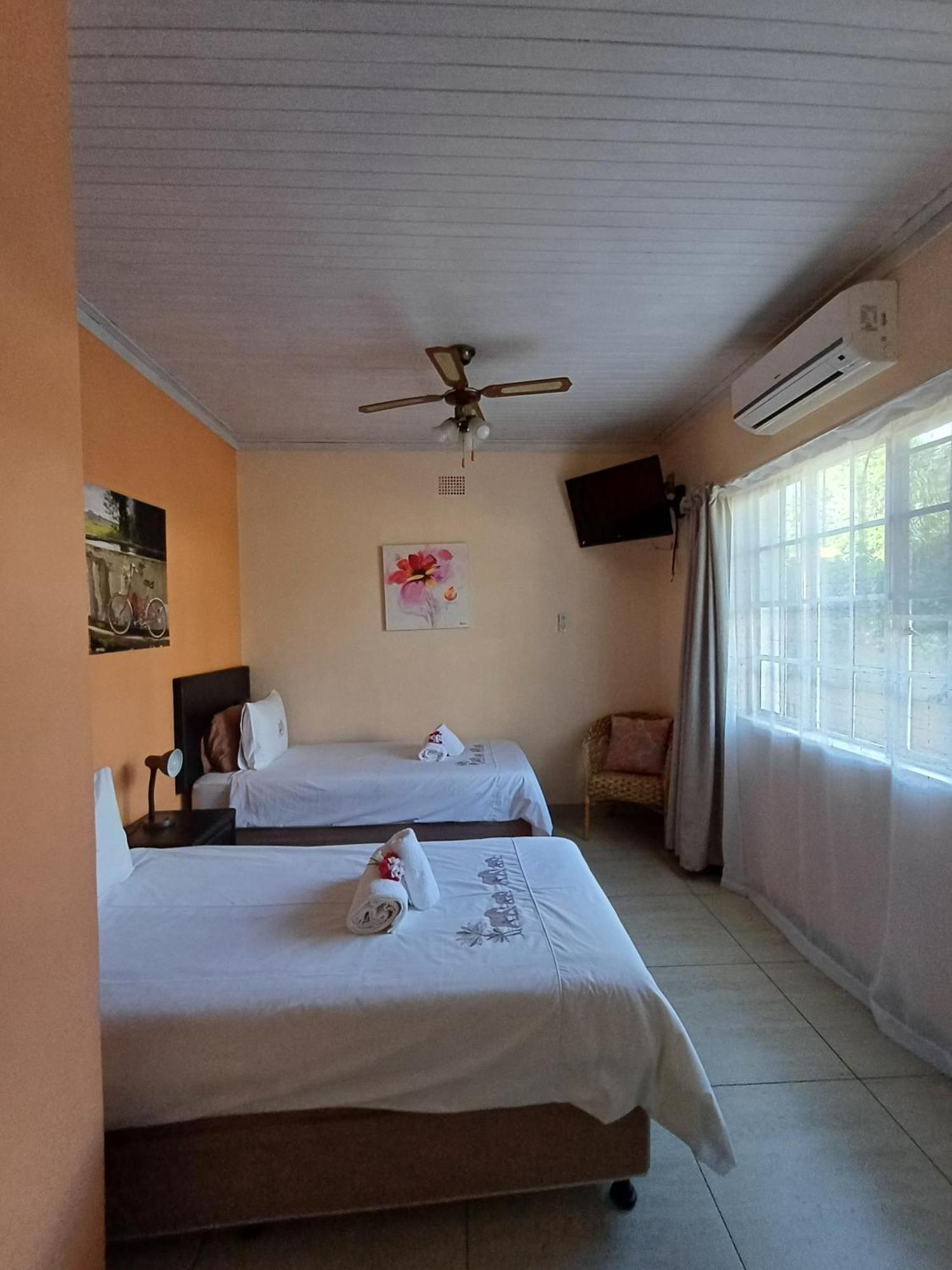 Capbon Guesthouse Windhoek Kültér fotó