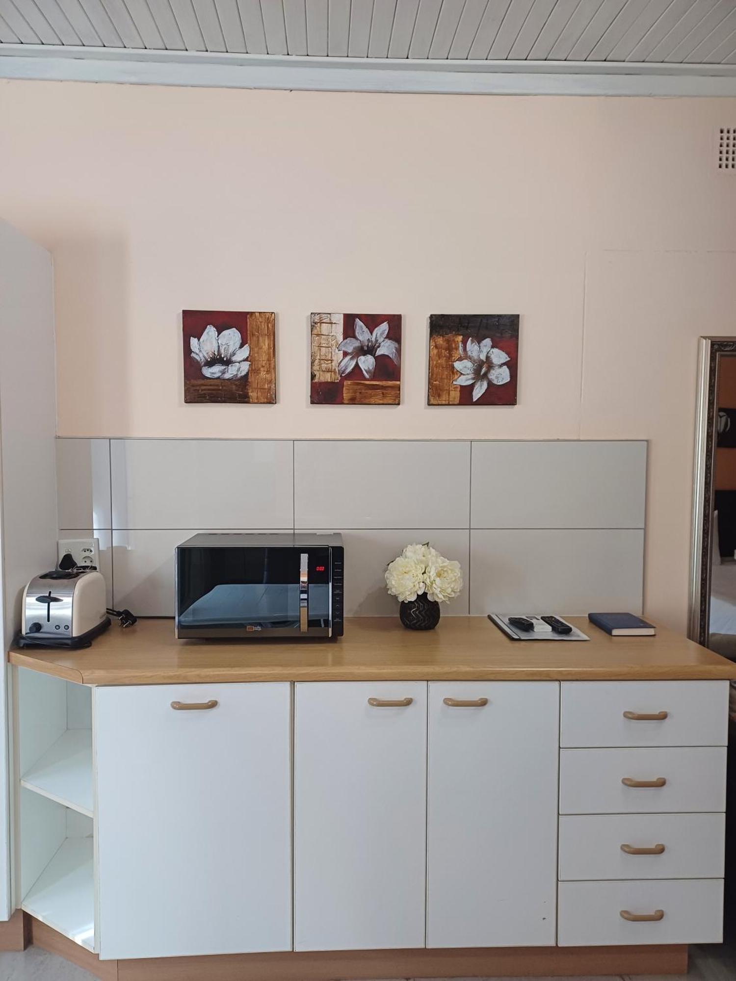 Capbon Guesthouse Windhoek Kültér fotó