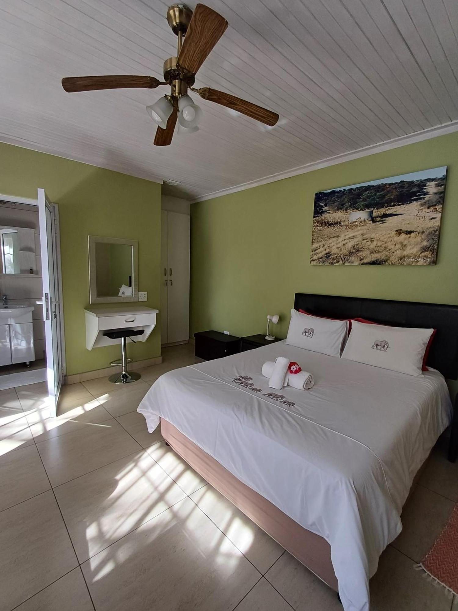 Capbon Guesthouse Windhoek Kültér fotó