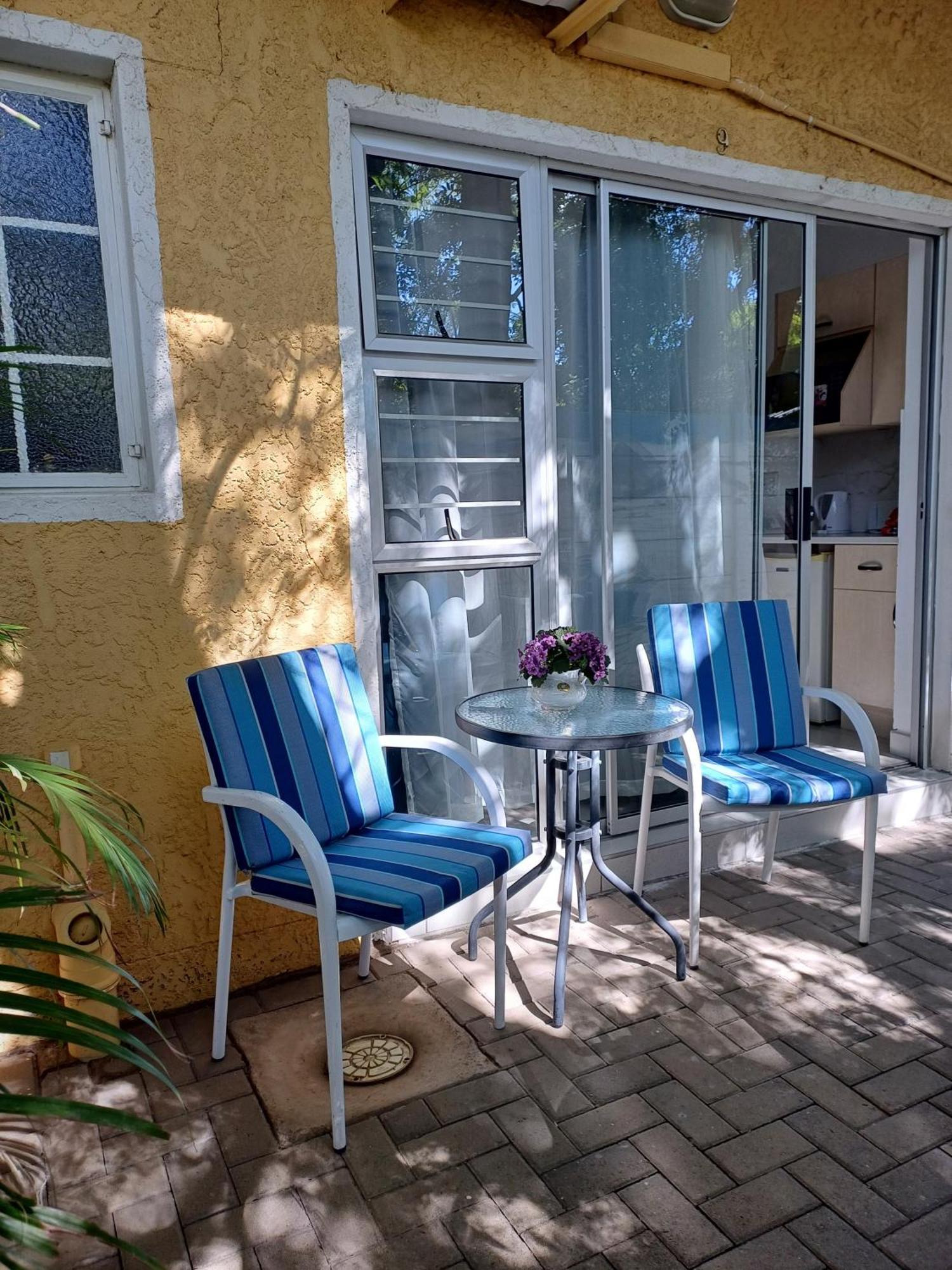 Capbon Guesthouse Windhoek Kültér fotó