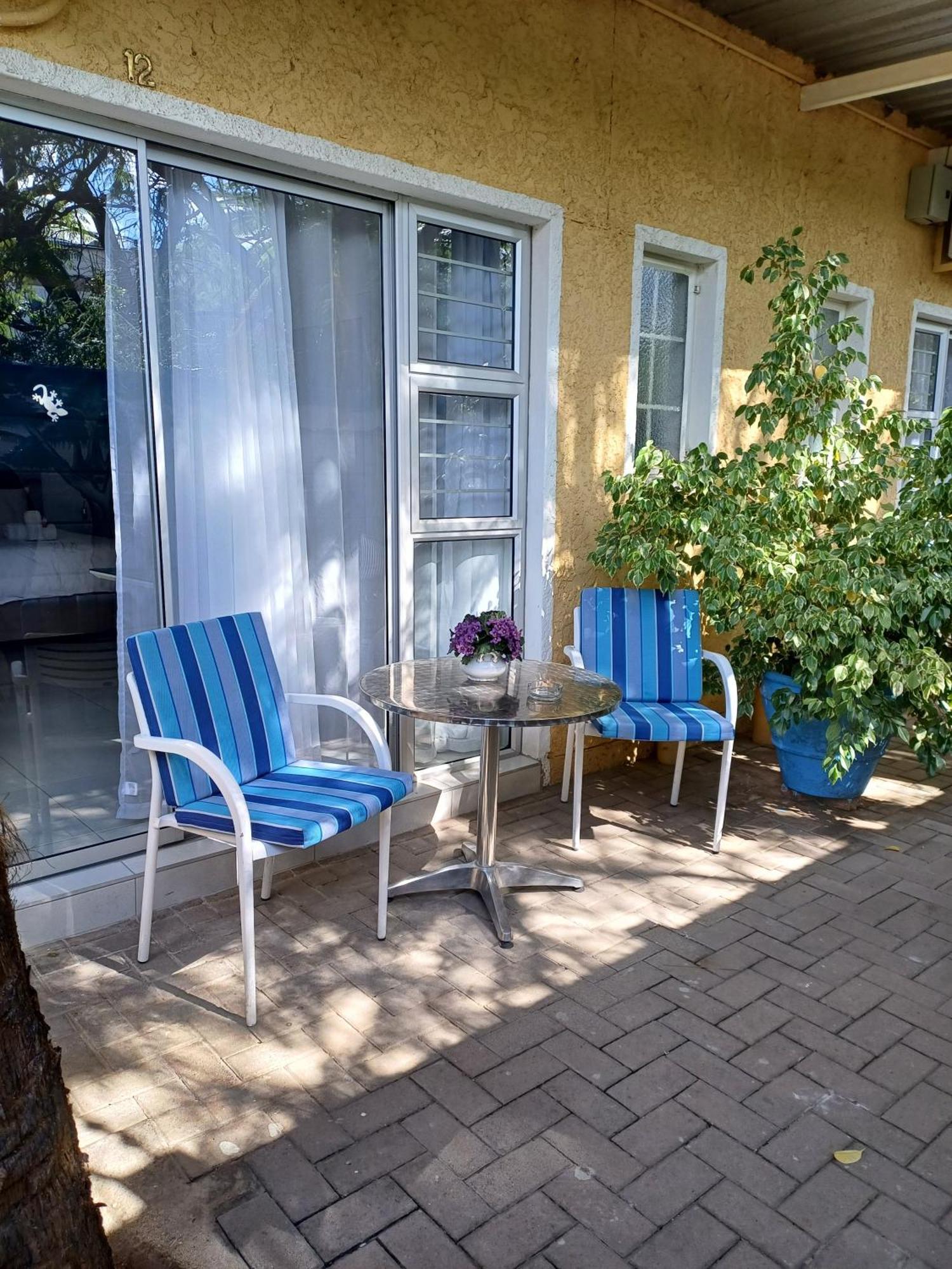 Capbon Guesthouse Windhoek Kültér fotó