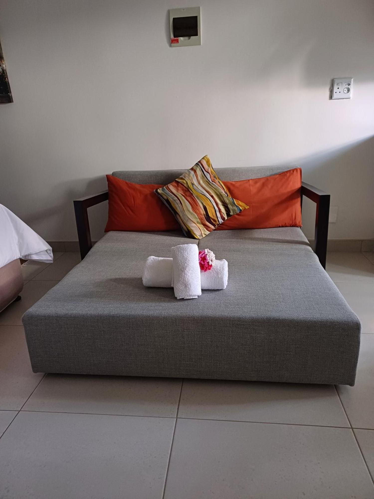 Capbon Guesthouse Windhoek Kültér fotó