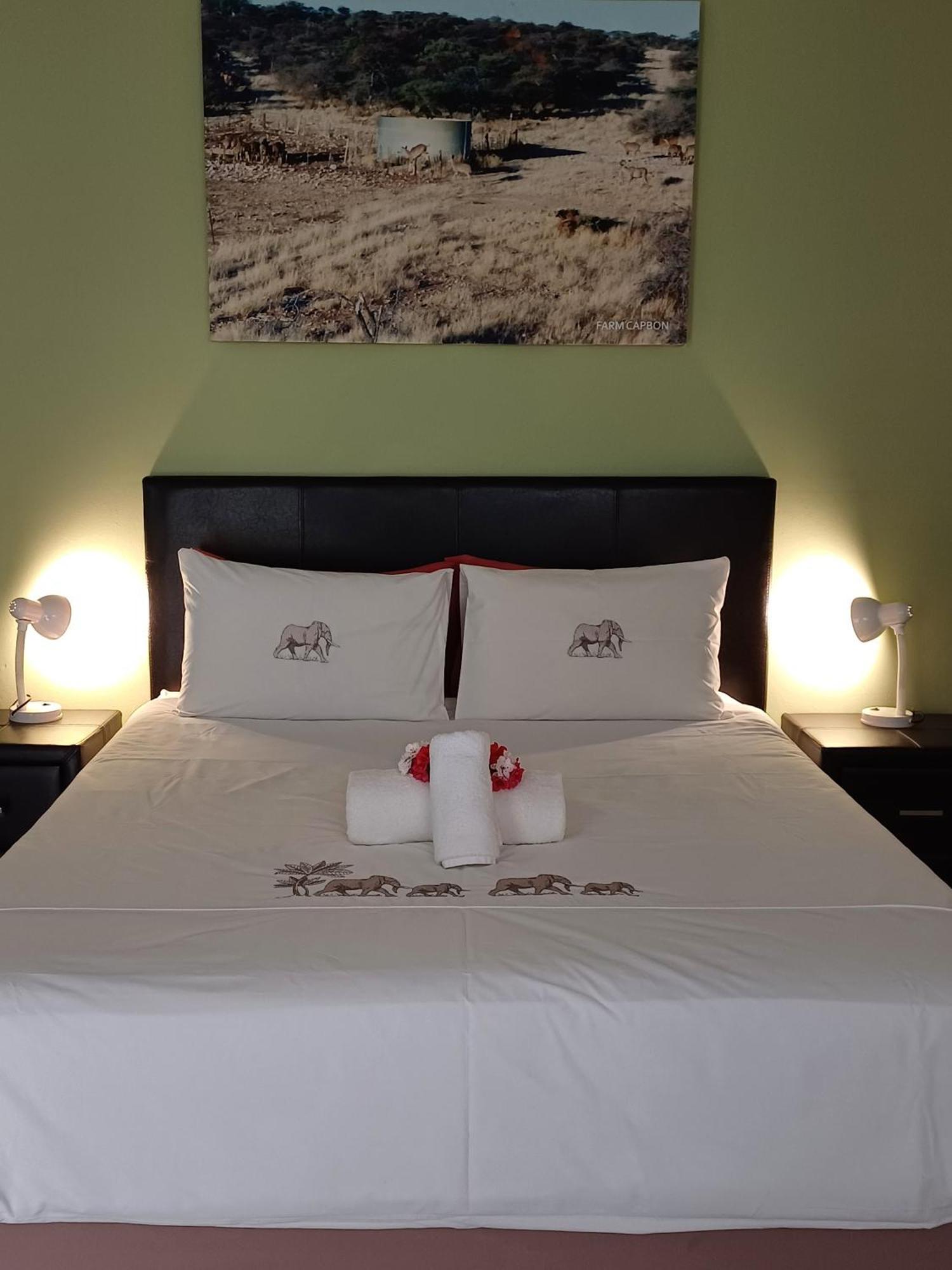 Capbon Guesthouse Windhoek Kültér fotó